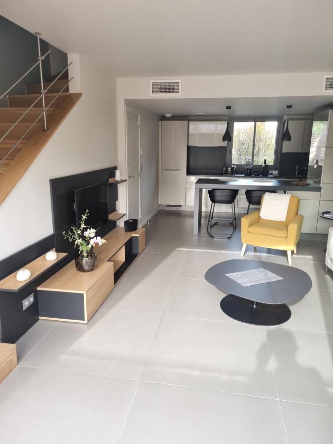 Apartment Costa Nera Santa Giulia