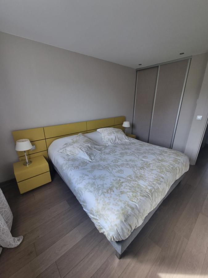 Apartment Costa Nera Santa Giulia